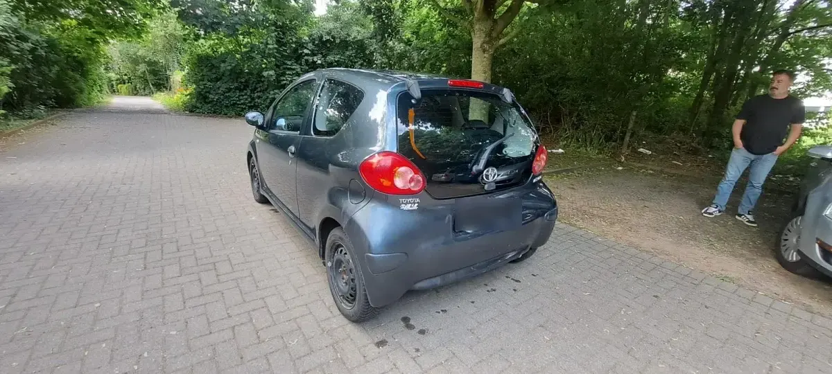 Gebraucht Toyota Aygo 68 PS (50 kW) 2007 Blau Kleinwagen
