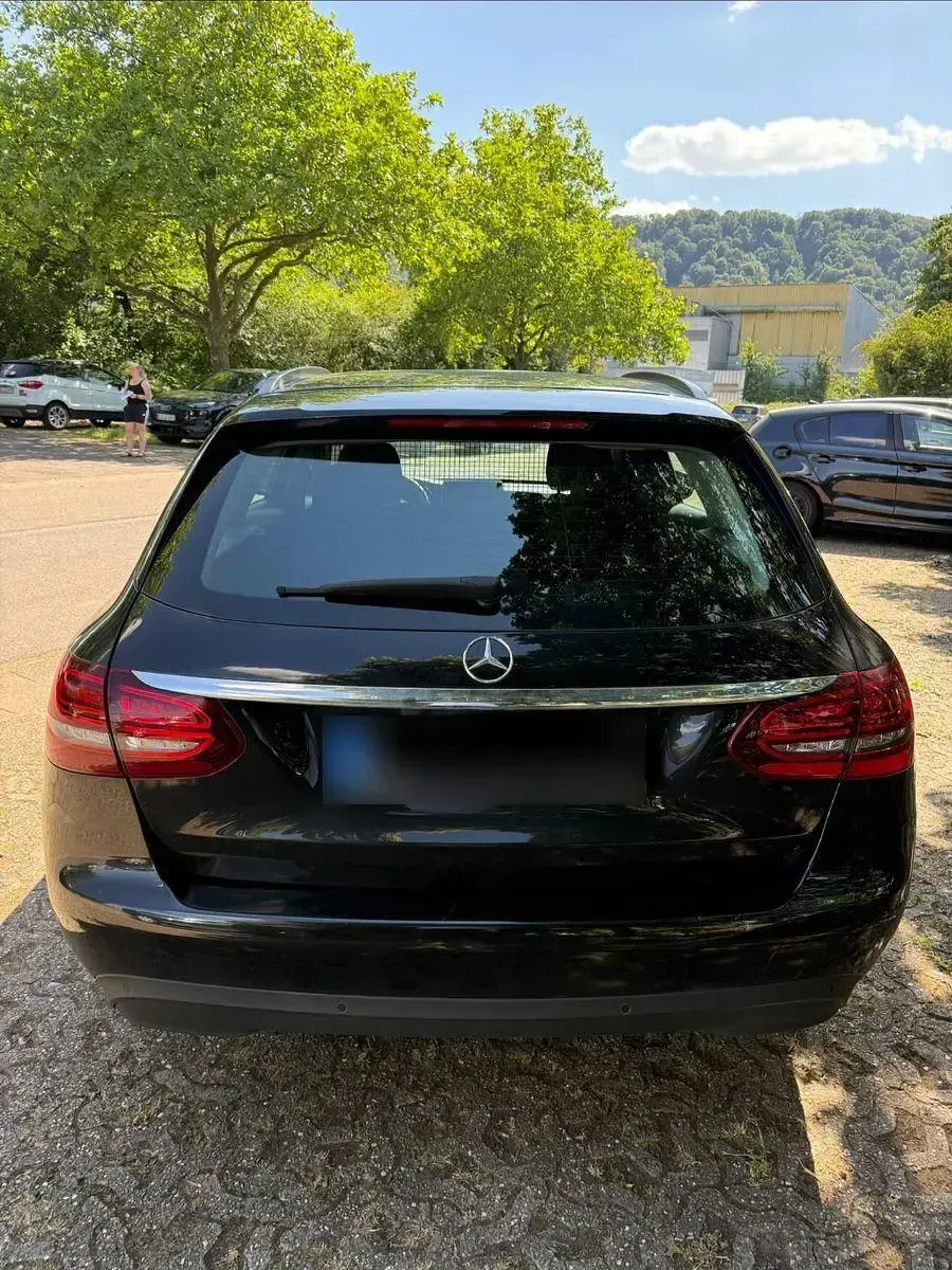 Gebraucht Mercedes C200 184 PS (135 kW) 2019 Schwarz Kombi