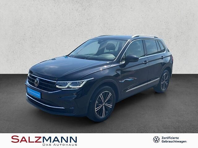 Gebraucht VW Tiguan Move 131 PS (96 kW) 2023 Schwarz SUV