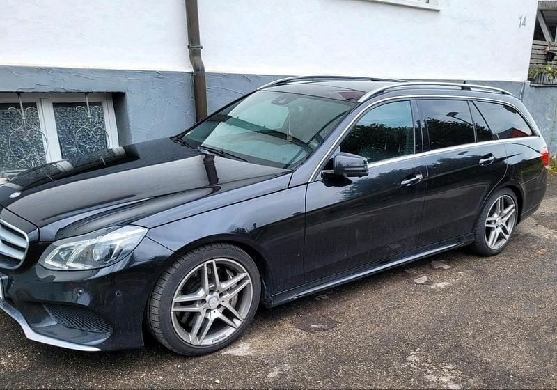 Gebraucht Mercedes E500 408 PS (300 kW) 2013 Schwarz Kombi