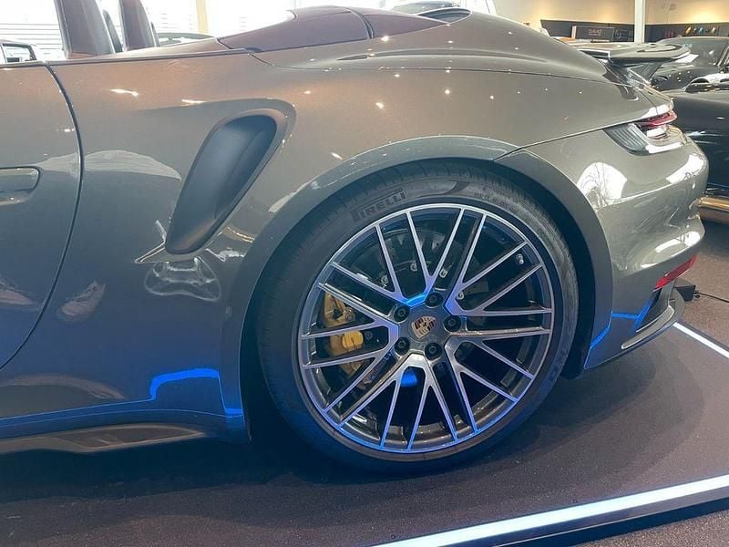 Gebraucht Porsche 992 650 PS (478 kW) 2023 Grün Cabrio