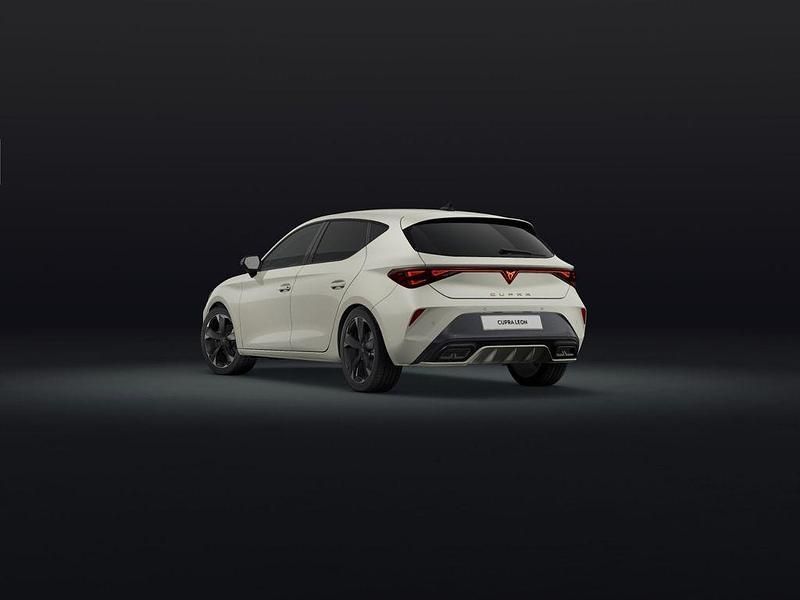 Neu Cupra Leon 150 PS (110 kW) 2026 Grau Limousine