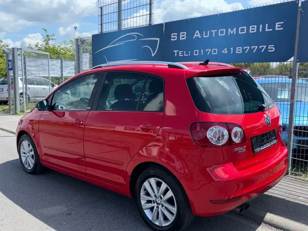 Gebraucht VW Golf Plus Cross Match 122 PS (89 kW) 2012 Rot Van / Kleinbus