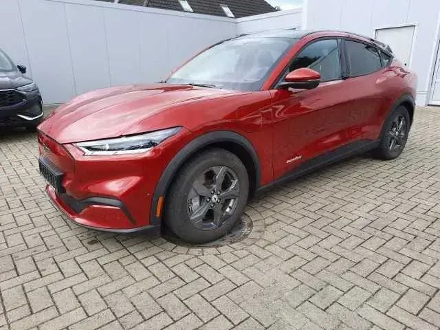 Silber (iconicsilber metallic) Gebraucht 2022 Ford Mustang Mach-E SUV | 27.980 € (Superpreis) - Bild 1/1