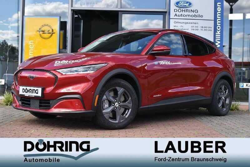 Lucidrot (rot) Gebraucht 2020 Ford Mustang Mach-E SUV | 29.975 € (Fairer Preis) - Bild 1/4