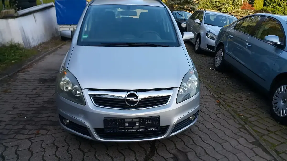 Gebraucht Opel Zafira 93 PS (68 kW) 2007 Silber Van / Kleinbus