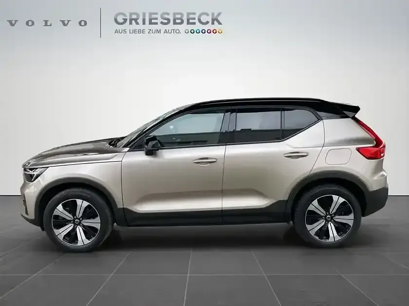 Gebraucht Volvo C40 169 kW (231 PS) 2023 Bright dusk / metallic SUV