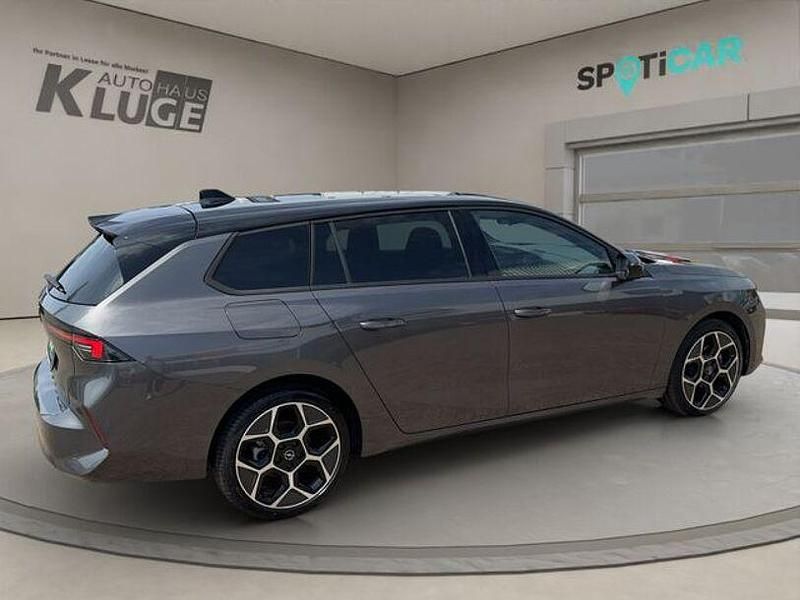 Gebraucht Opel Astra Ultimate 131 PS (96 kW) 2024 Mondstein grau (metallic) Kombi