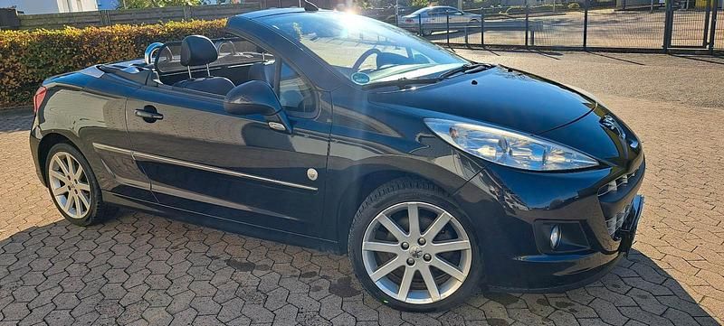 Schwarz Gebraucht 2011 Peugeot 207 CC Cabrio | 3.990 € (Guter Preis) - Bild 1/4