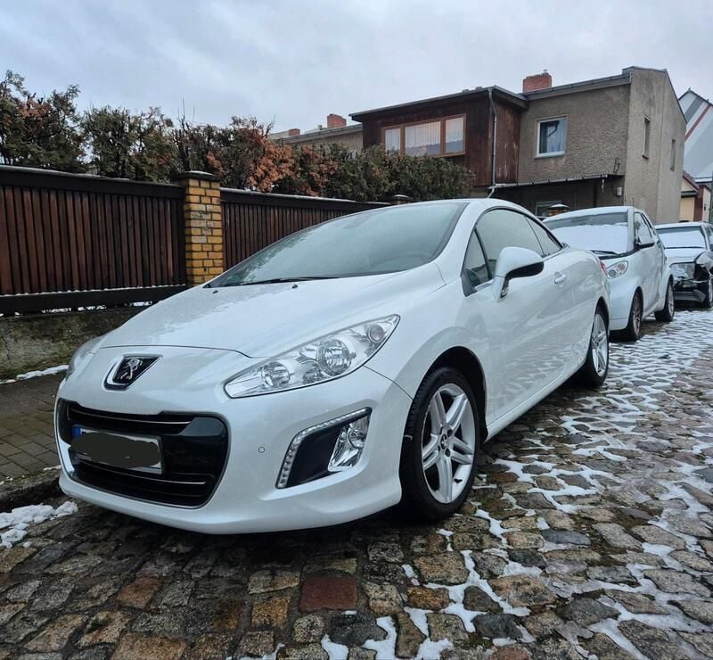Weiß Gebraucht 2012 Peugeot 308 CC Cabrio | 6.900 € (Guter Preis) - Bild 1/4
