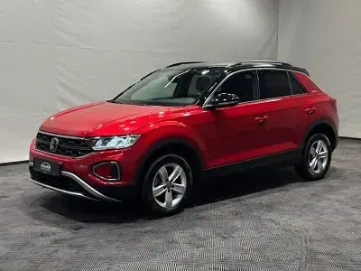 Gebraucht VW T-Roc Cabriolet Goal 150 PS (110 kW) 2025 Rot, SUV