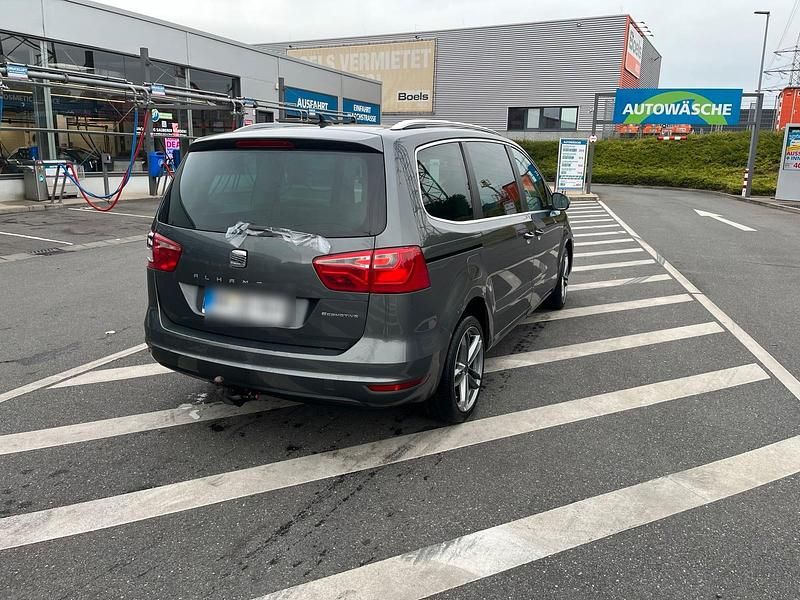 Gebraucht 2012 Seat Alhambra Van / Kleinbus | 5.700 € (Superpreis) - Bild 1/4