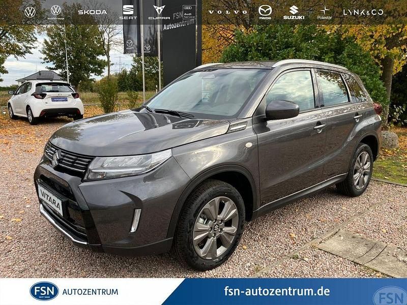 Titan dark gray Neu 2025 Suzuki Vitara Club SUV | 21.790 € (Guter Preis) - Bild 1/4