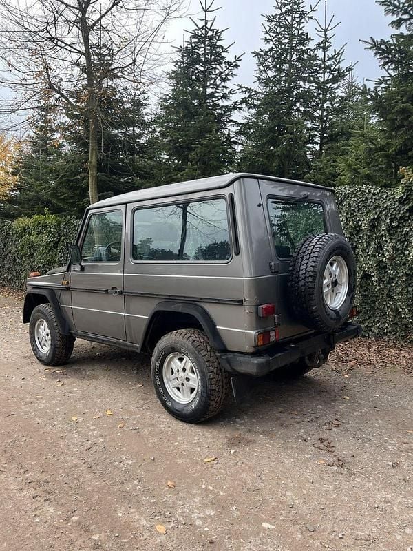 Gebraucht Mercedes G250 84 PS (61 kW) 1989 Grau SUV