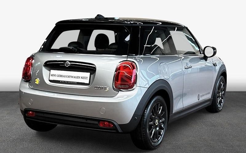 Gebraucht Mini Cooper Essential 135 kW (184 PS) 2025 Silber Kleinwagen
