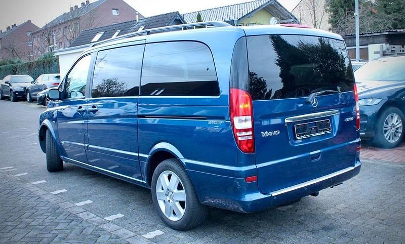 Gebraucht Mercedes Viano 204 PS (150 kW) 2009 Blau Van / Kleinbus