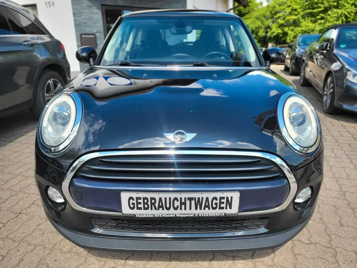 Gebraucht Mini Cooper Coupé Pepper 136 PS (100 kW) 2016 Schwarz Coupé