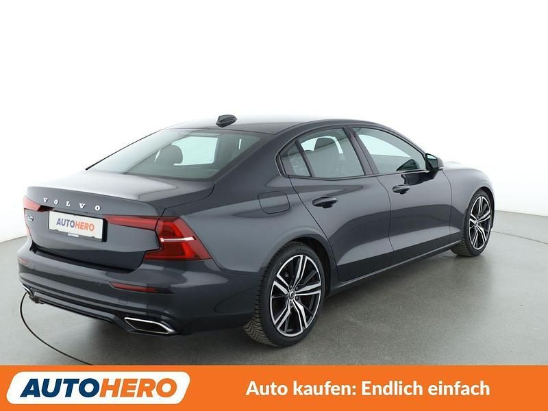 Gebraucht Volvo S60 R-Design 250 PS (183 kW) 2020 Grau Limousine