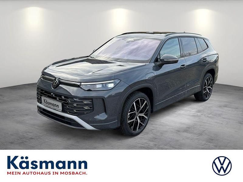 Neu VW Tayron Elegance 177 PS (130 kW) 2026 Delfingrau metallic SUV