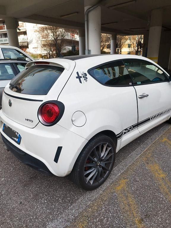Gebraucht Alfa Romeo MiTo 95 PS (69 kW) 2017 Weiß Kleinwagen