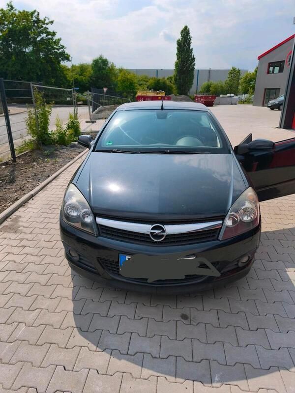 Schwarz Gebraucht 2007 Opel Astra Cabriolet Cabrio | 2.000 € (Guter Preis) - Bild 1/4