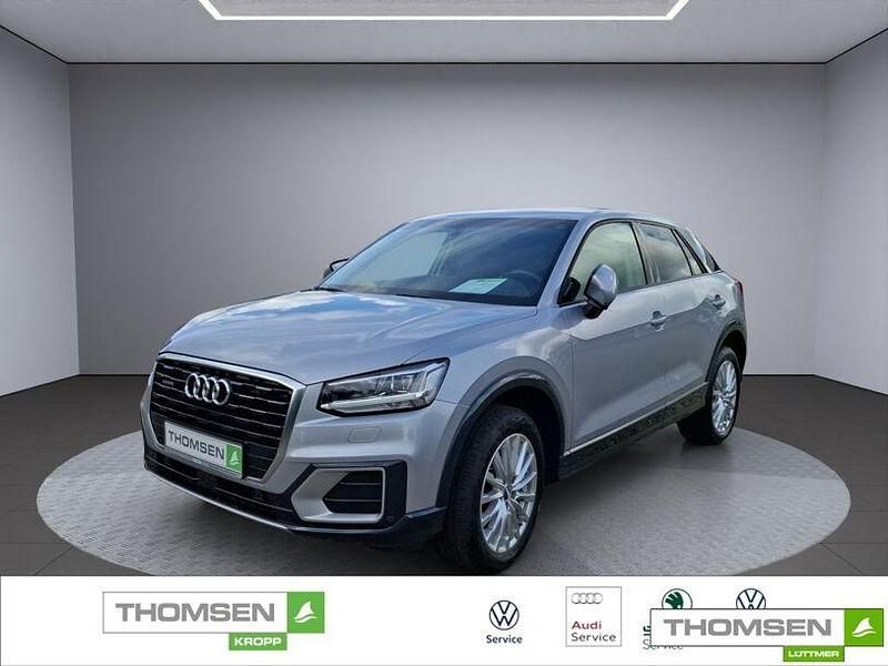 Silber Gebraucht 2019 Audi Q2 Design SUV | 25.990 € (Teuer) - Bild 1/4
