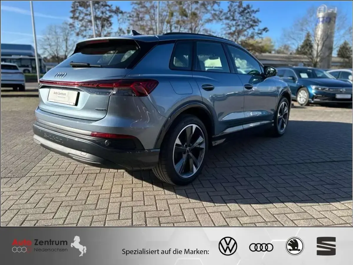 Gebraucht Audi Q4 e-tron Ambiente 219 kW (299 PS) 2024 Blau SUV
