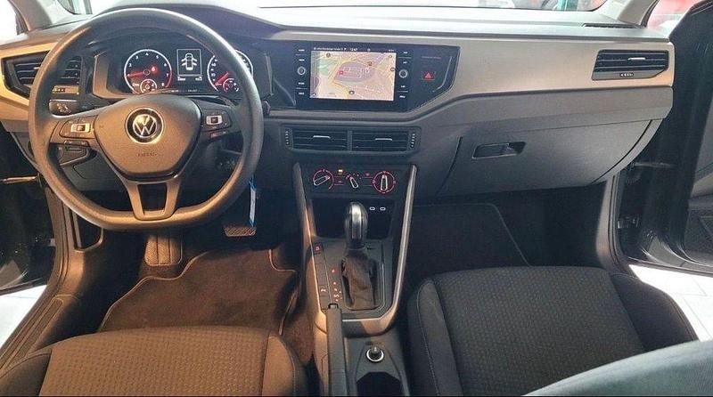 Gebraucht VW Polo Active 95 PS (69 kW) 2021 Grau Kleinwagen