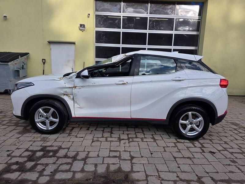 Gebraucht DFSK Fengon 106 PS (77 kW) 2023 Weiß SUV