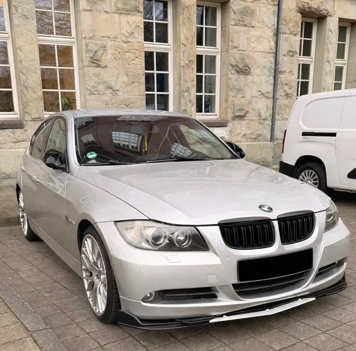 Gebraucht BMW 325 218 PS (160 kW) 2005 Silber Limousine