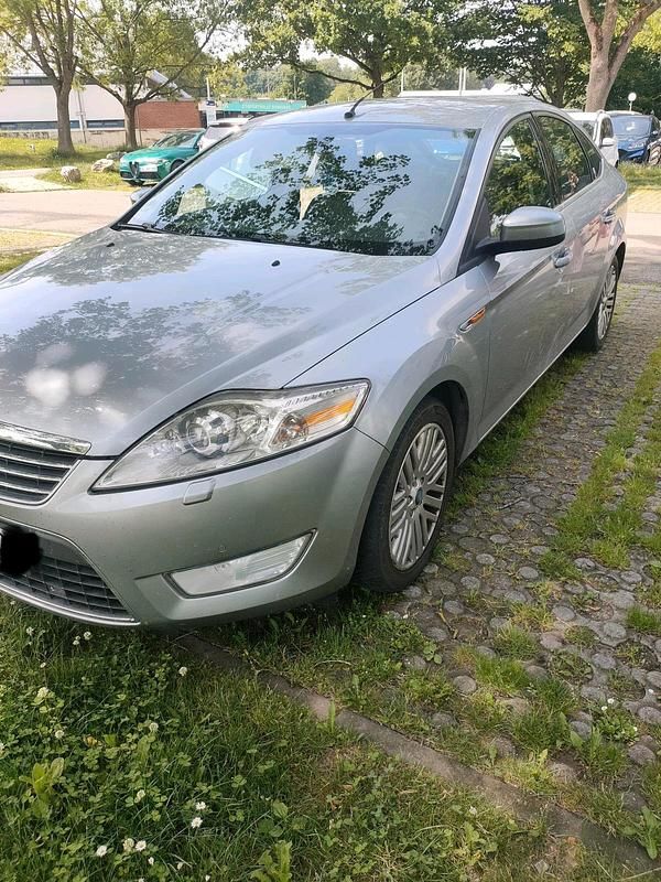 Grau Gebraucht 2006 Ford Mondeo Limousine | 3.950 € (Teuer) - Bild 1/4