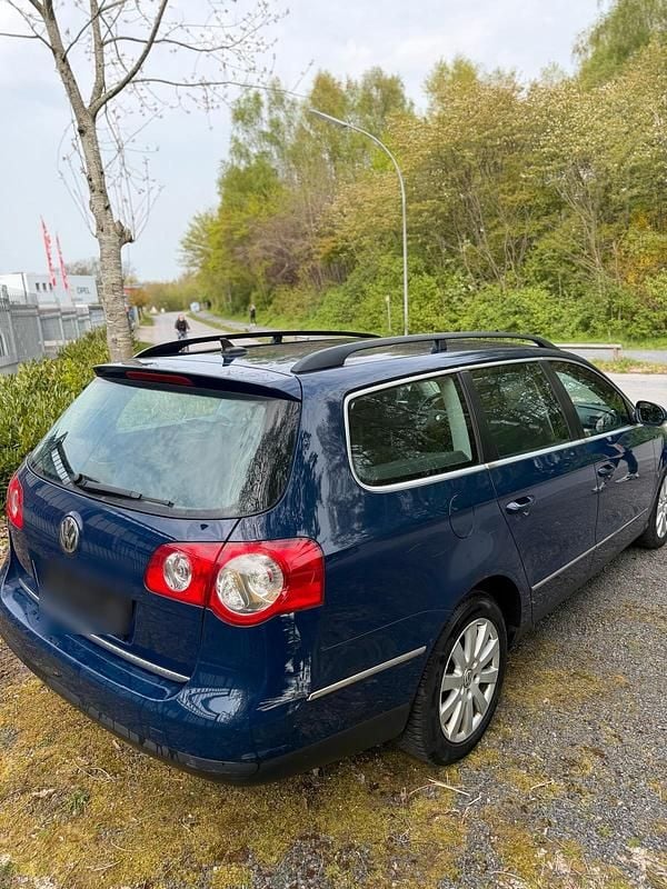 Usado VW Passat 140 HP (102 kW) 2007 Azul Sedan