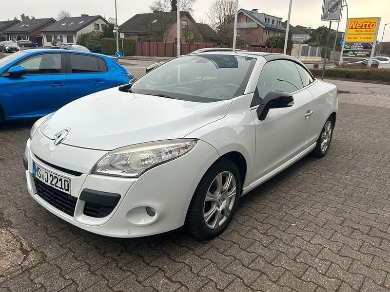 Gebraucht Renault Mégane Cabriolet Luxe 131 PS (96 kW) 2011 Weiß Cabrio