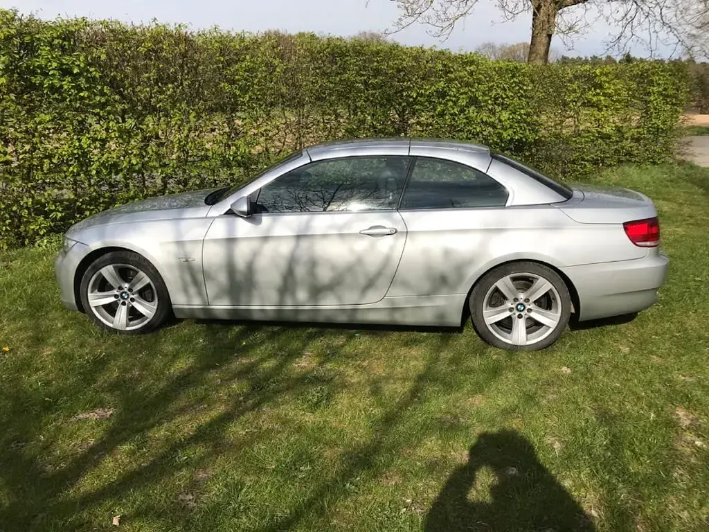 Gebraucht BMW 335 Cabriolet Performance 306 PS (225 kW) 2007 Silber Cabrio