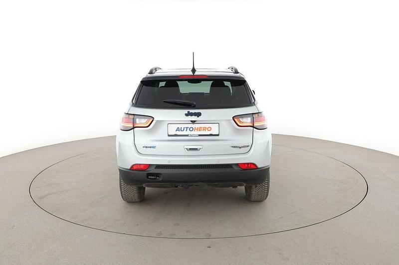 Gebraucht Jeep Compass Trailhawk 60 PS (44 kW) 2022 Grau SUV