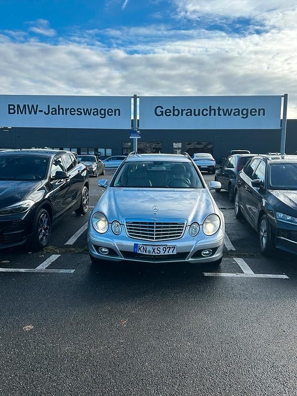 Silber Gebraucht 2007 Mercedes E350 Kombi | 3.800 € (Guter Preis) - Bild 1/4
