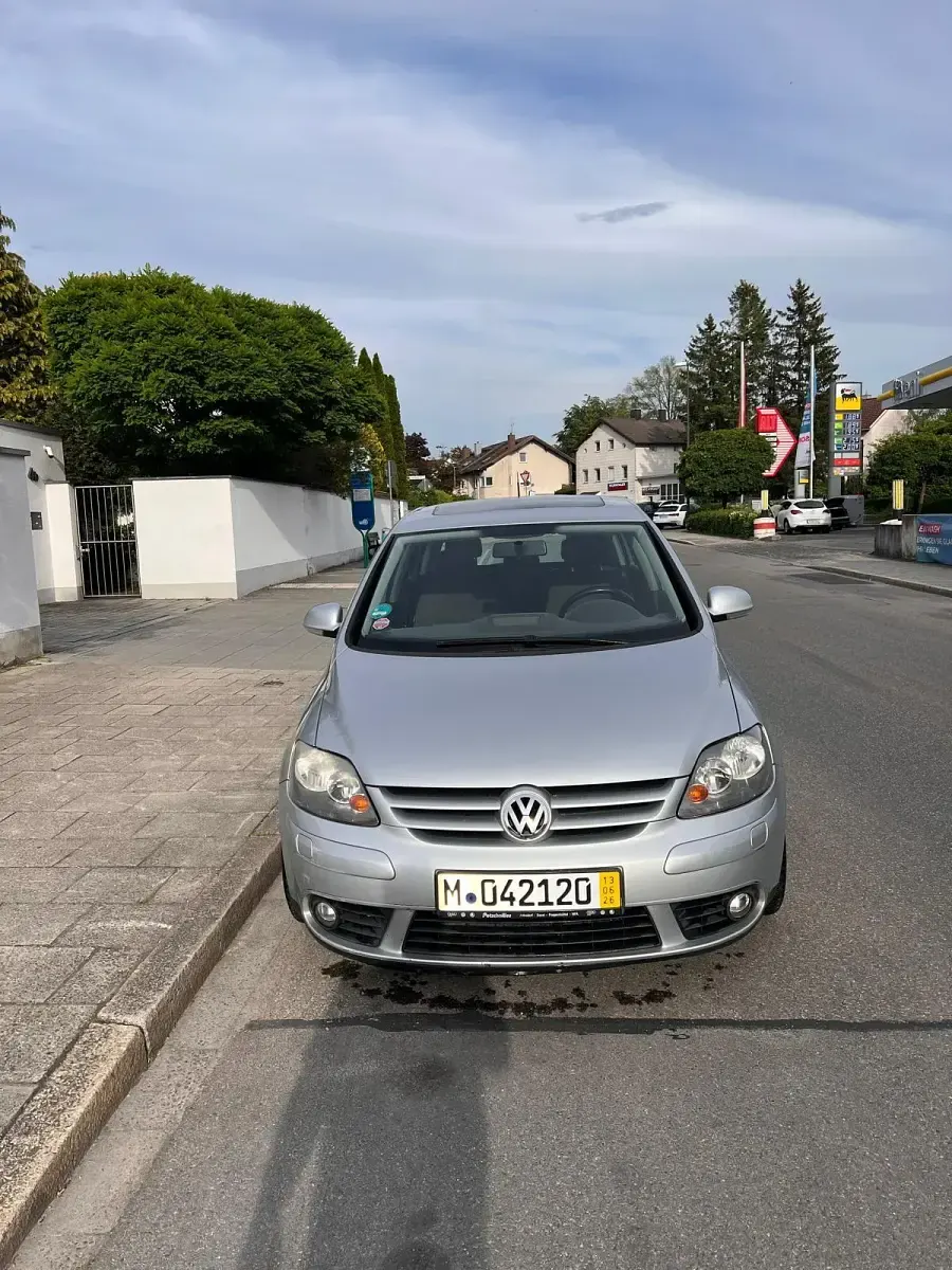 Gebraucht VW Golf V 140 PS (102 kW) 2007 Silber Kombi