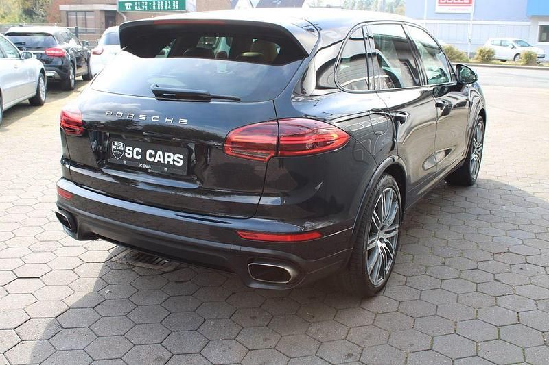 Gebraucht Porsche Cayenne Platinum Edition 262 PS (192 kW) 2017 Schwarz SUV