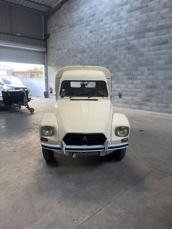 Beige Gebraucht 1981 Citroën Acadiane Van | 1.600 € - Bild 1/4