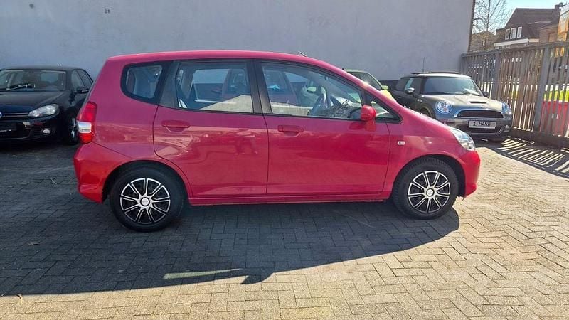Gebraucht Honda Jazz 77 PS (56 kW) 2006 Rot Kleinwagen