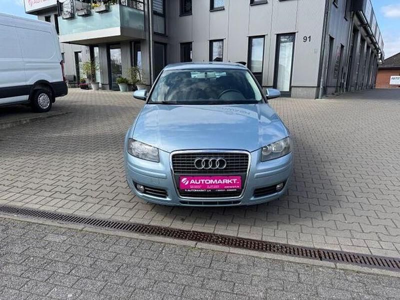 Blau Gebraucht 2006 Audi A3 Ambition Limousine | 3.790 € (Fairer Preis) - Bild 1/4