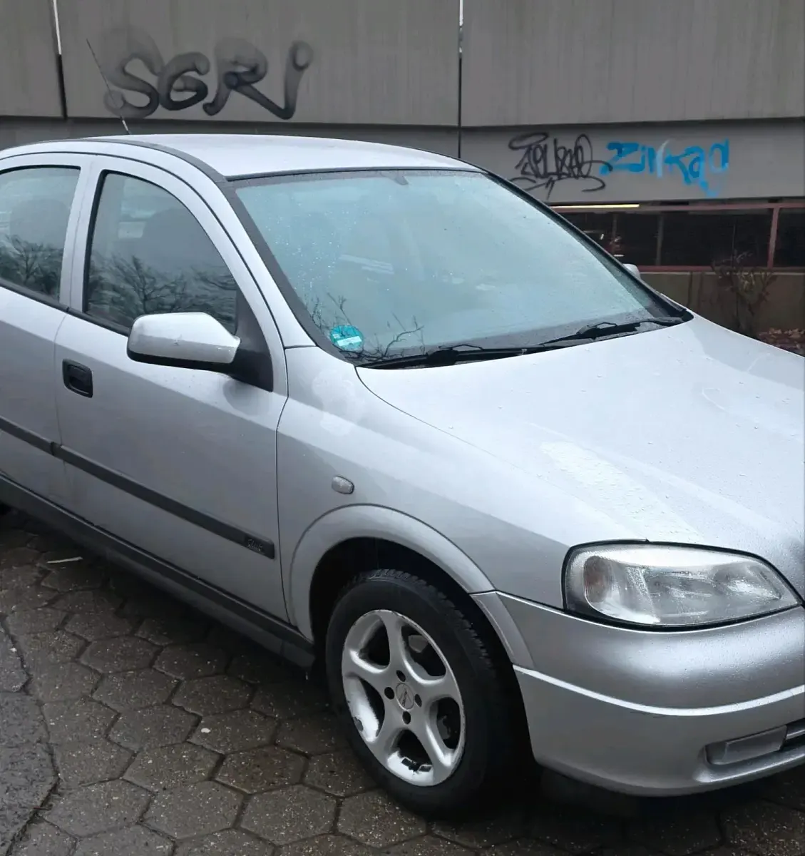 Gebraucht Opel Astra 101 PS (74 kW) 2001 Silber Kleinwagen