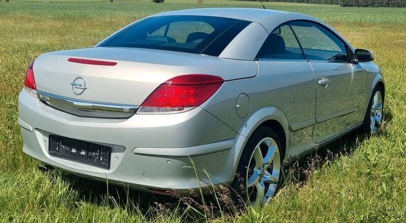 Gebraucht Opel Astra Cabriolet Cosmo 140 PS (102 kW) 2007 Grau Cabrio