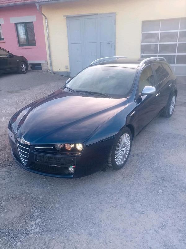 Gebraucht Alfa Romeo 159 170 PS (125 kW) 2011 Blau Kombi