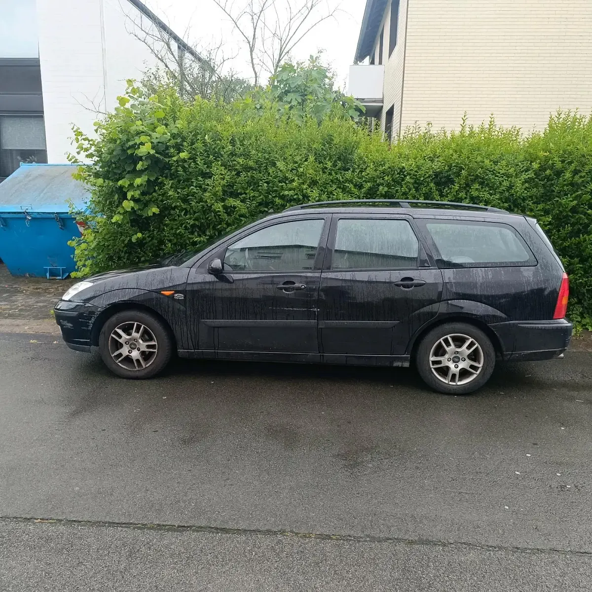 Gebraucht Ford Focus 105 PS (77 kW) 2004 Schwarz Kombi