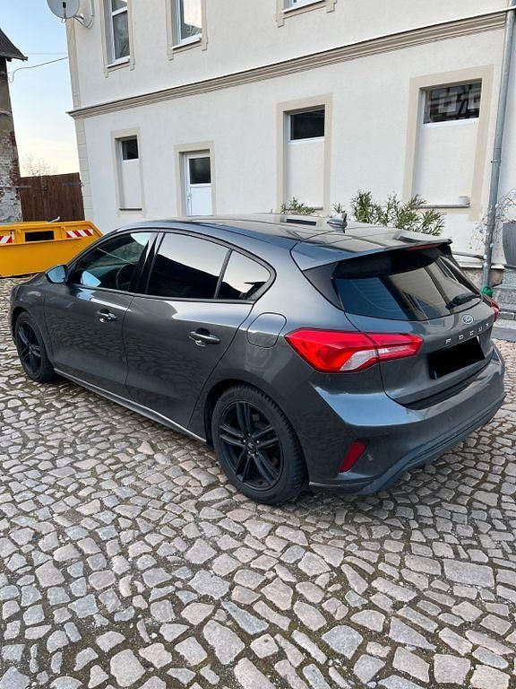 Gebraucht Ford Focus ST-Line 150 PS (110 kW) 2018 Grau Limousine