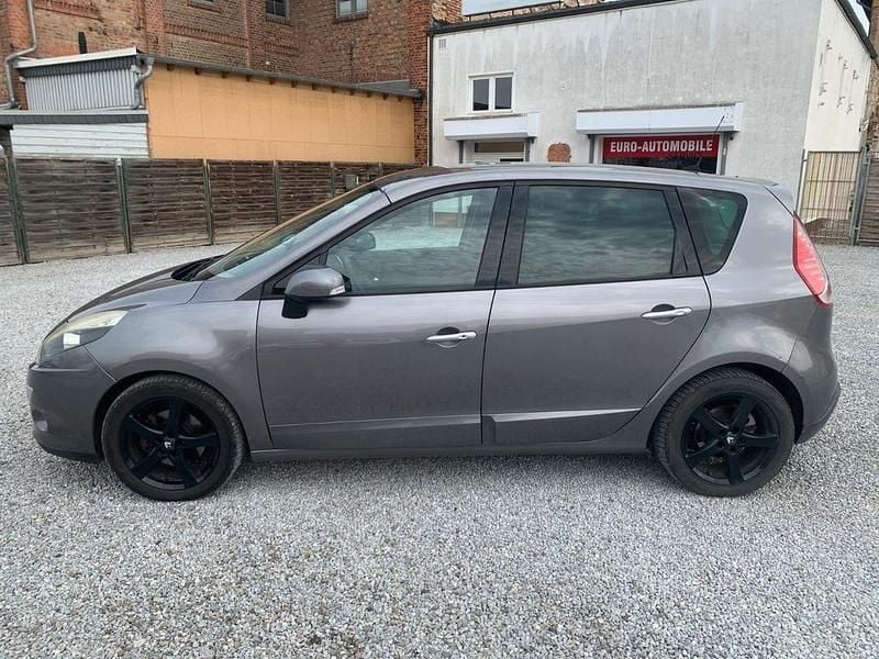 Gebraucht Renault Scénic III Dynamique 150 PS (110 kW) 2009 Grau Van / Kleinbus