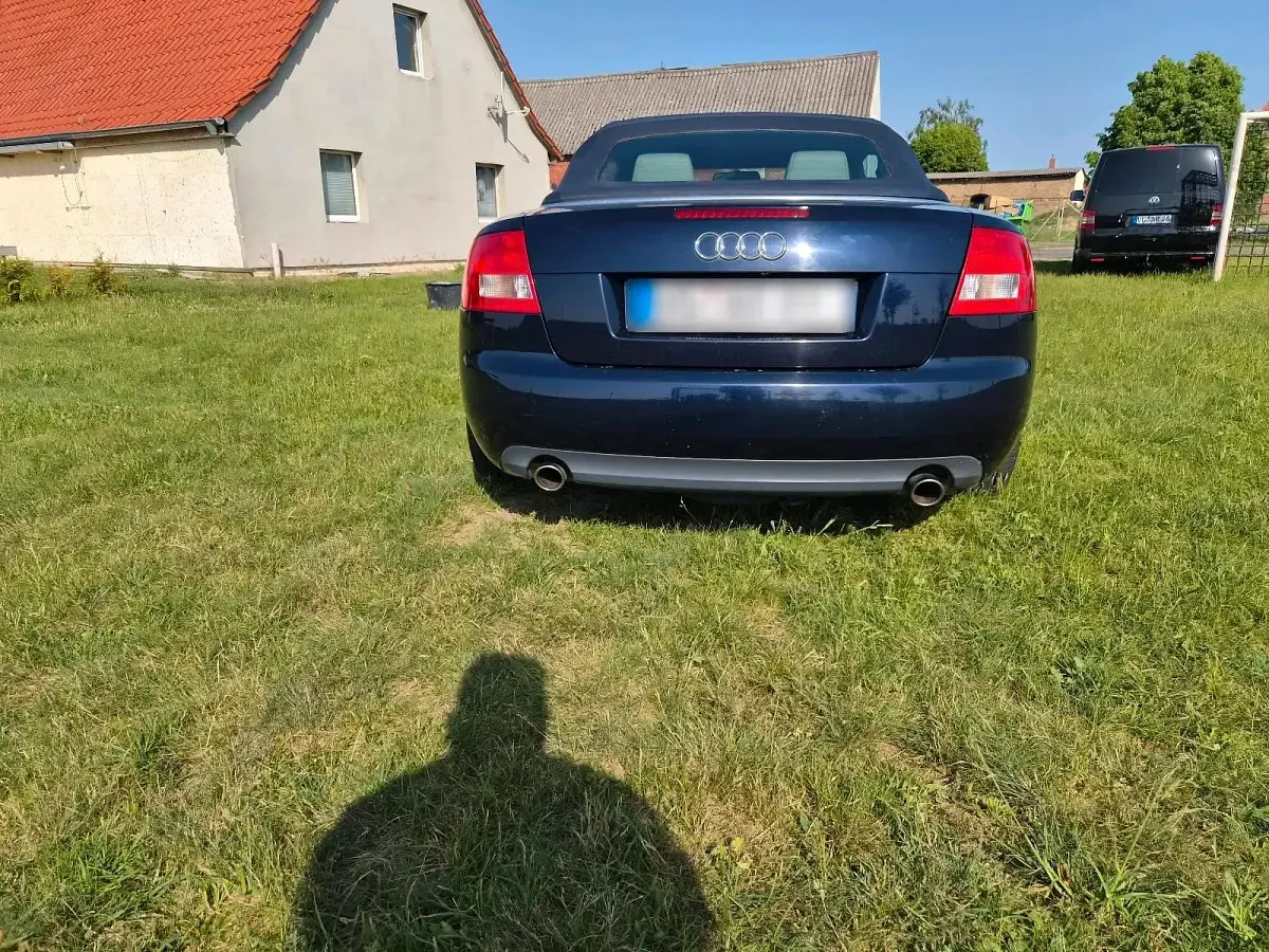 Gebraucht Audi A4 Cabriolet 170 PS (125 kW) 2002 Blau Cabrio