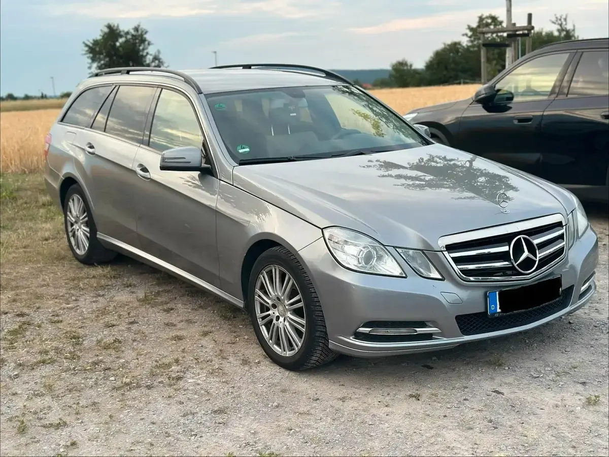 Gebraucht Mercedes E350 Avantgarde 231 PS (169 kW) 2009 Grau Kombi