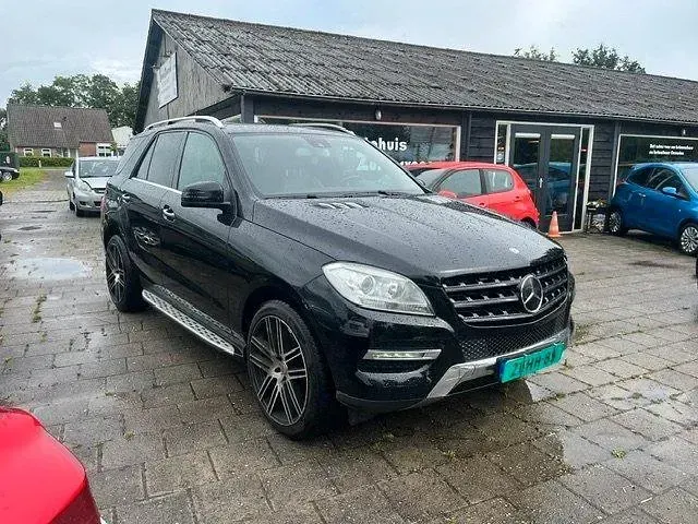 Gebraucht Mercedes 350 258 PS (189 kW) 2014 Schwarz SUV